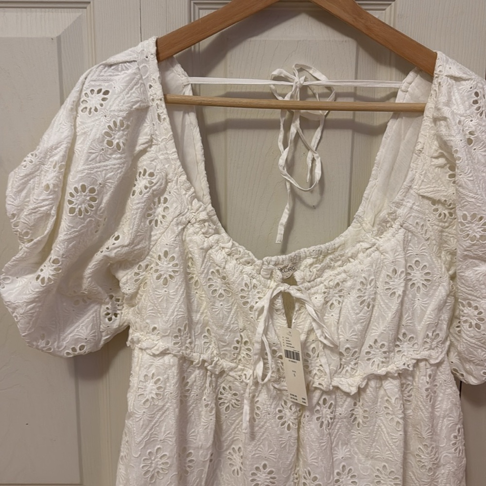 Pilcro Puff-Sleeve Eyelet Romper size small - Picture 8 of 10